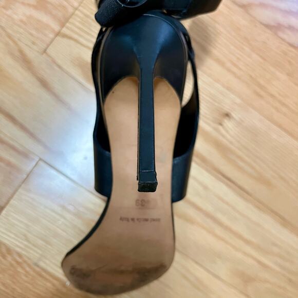 Manolo Blahnik Black Sling Back Sandals Size 39 - Picture 14 of 16